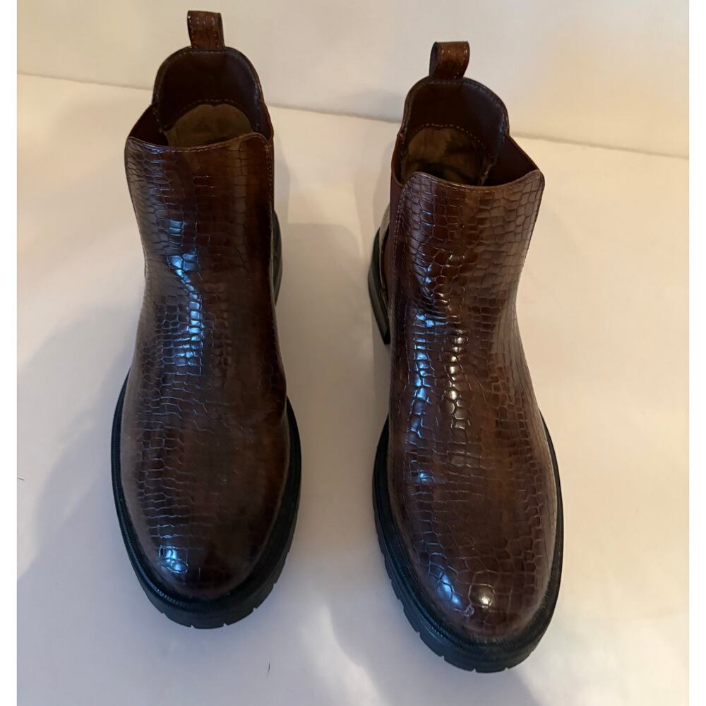 Chelsea boots size 38  brown and black